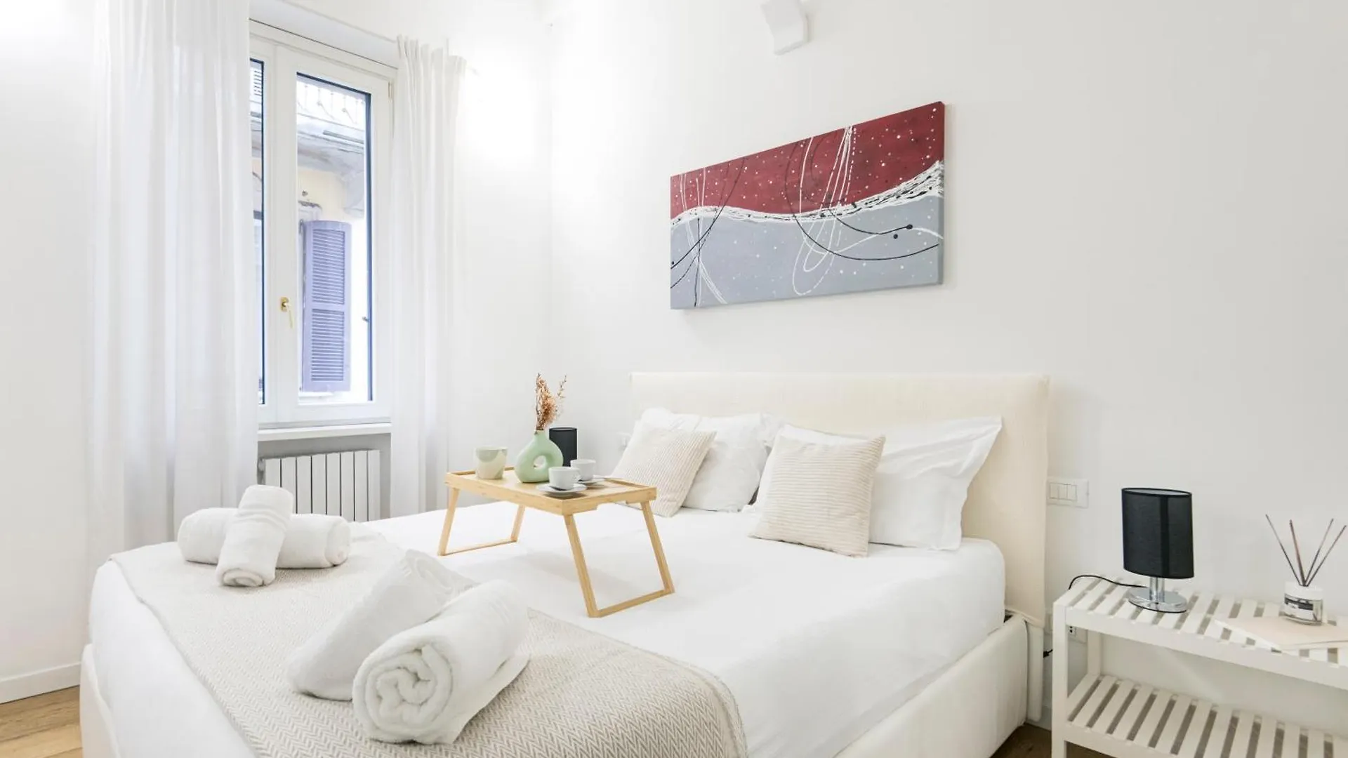 Apartment Amazing, New & Fully Furnished Studio In Duomo Milan Italy